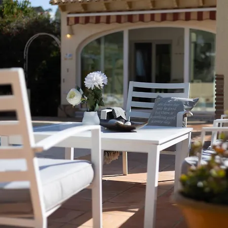 Villa Baladrar Way By Abahana *